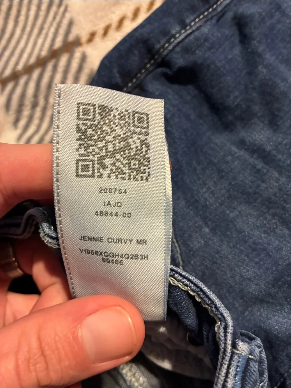 True Religion Skinny Jeans in Dark Indigo Wash - Picture 4 of 7